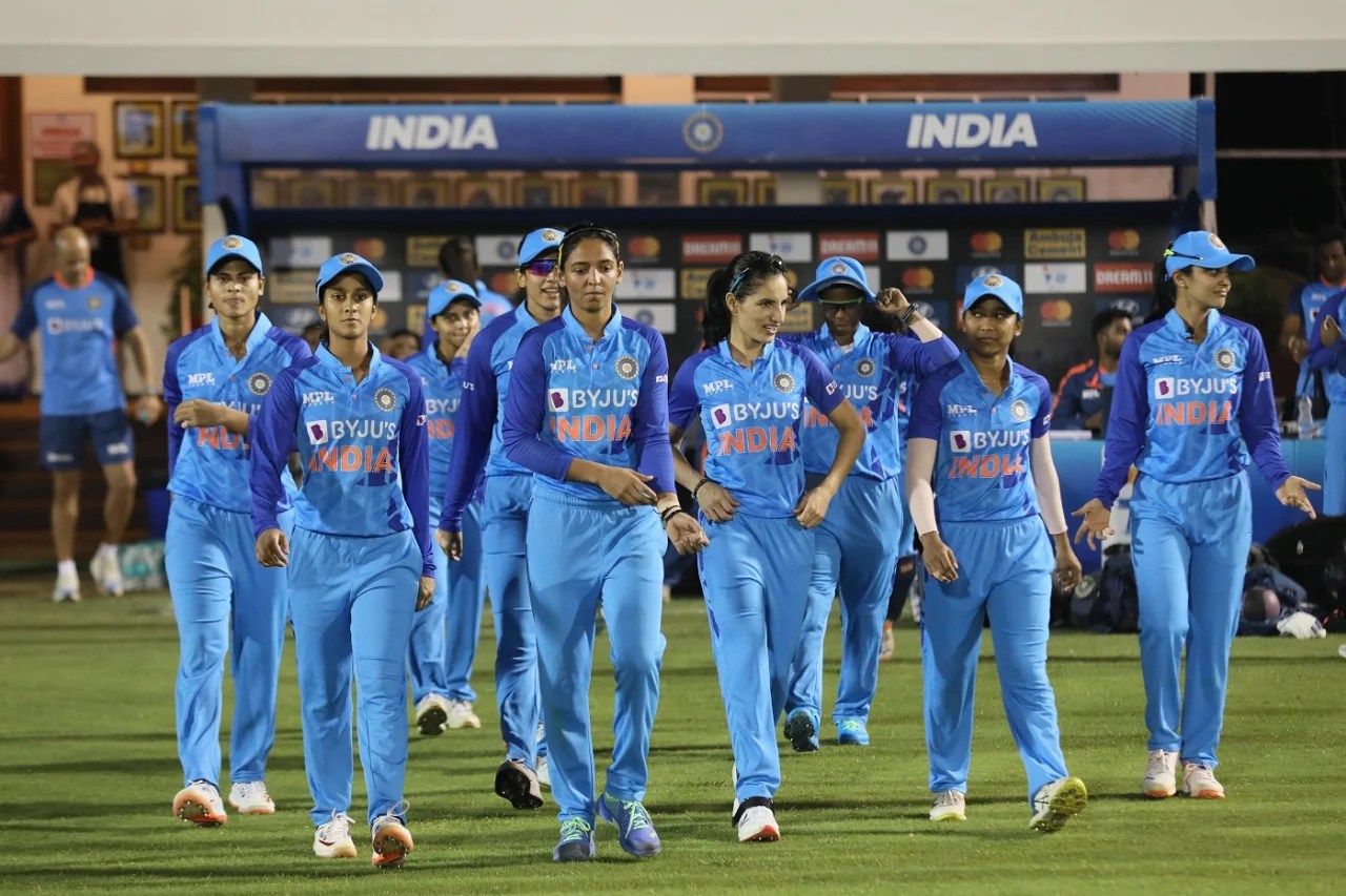 CUP Dunia T20 Wanita ICC dimulai Jumat, tim Kriket Wanita India melawan musuh bebuyutan Pakistan pada SUPER-Minggu, Lihat
