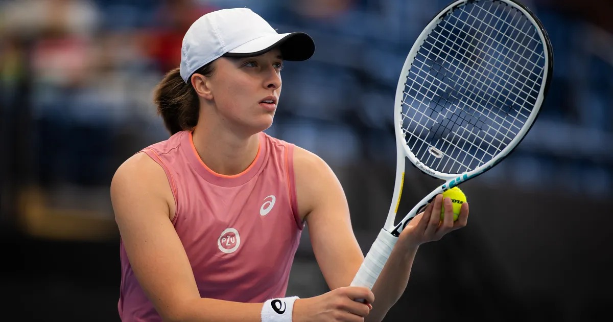 Australian Open 2023: After Carlos Alcaraz, Women's World Number 1 Iga Swiatek also suffers Injury SCARE ahead of AO 2023, withdraws from Adelaide International 2, CHECK out