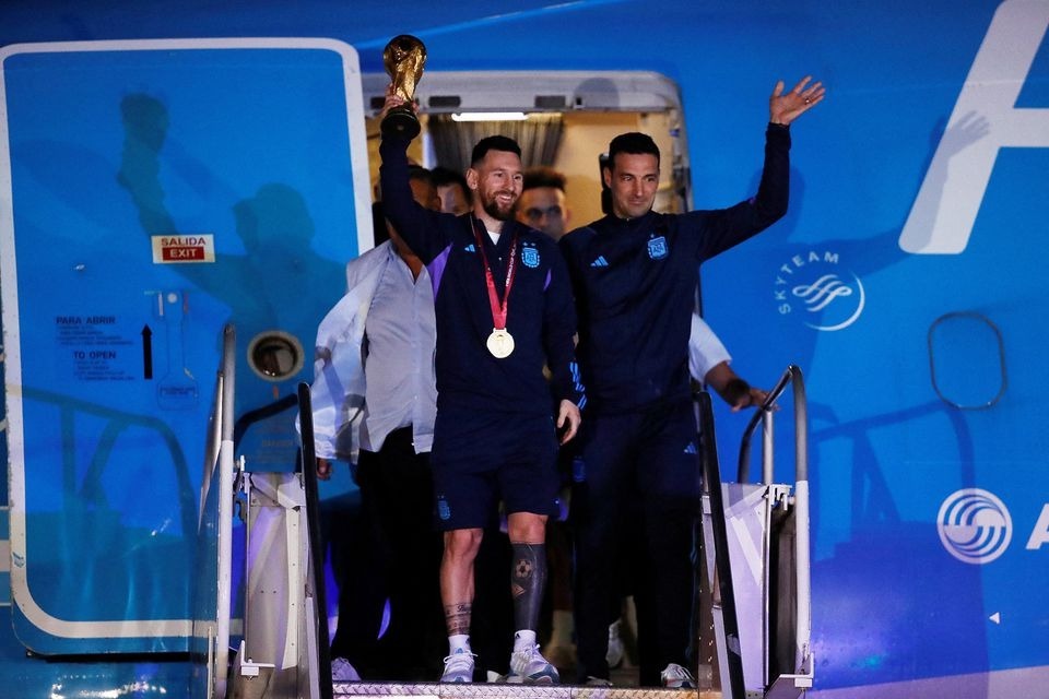 Messi vs Maradona: World Cup winning Argentina coach Lionel Scaloni HEAPS praises for Leo Messi, claims Messi GREATER than Maradona - Check Out