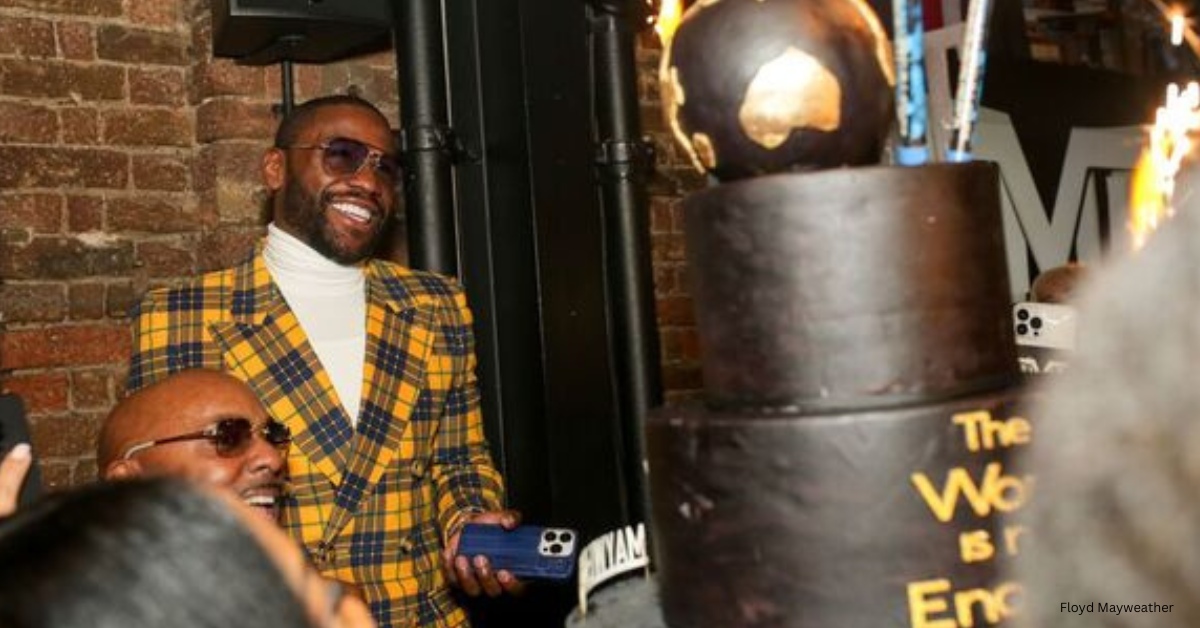 Floyd Mayweather spotted with BKFC ring girls