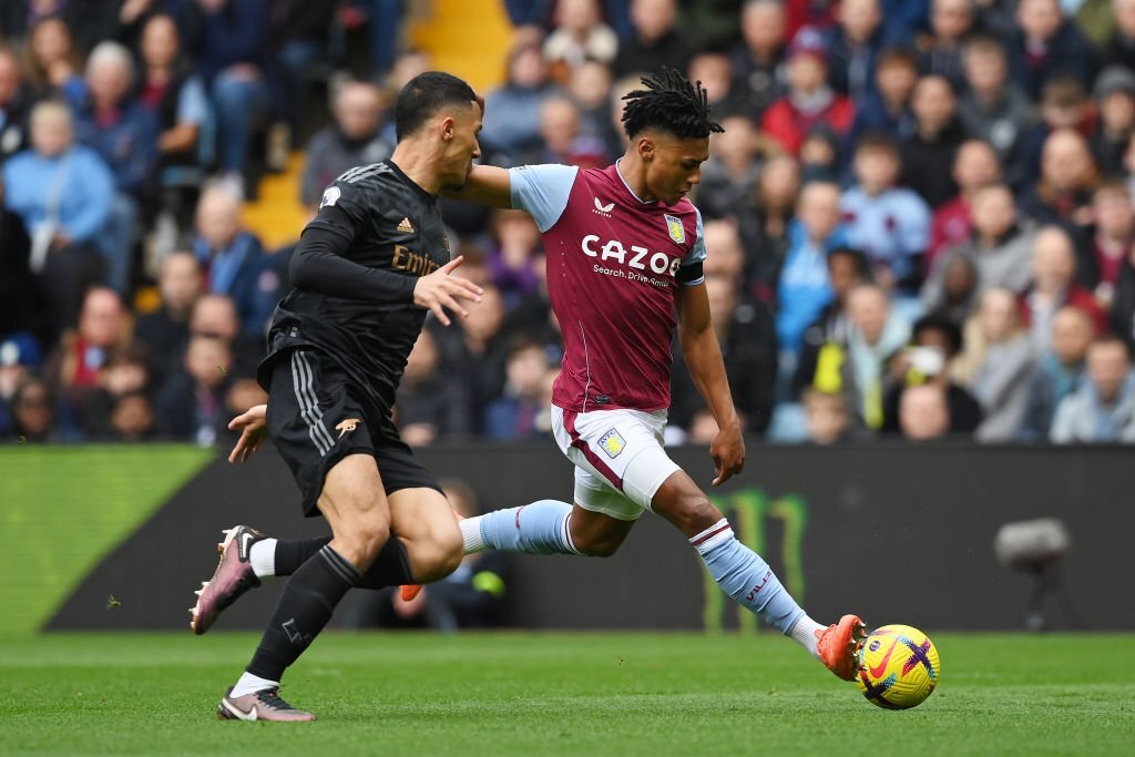 Merchandiser Oberst Dodge Aston Villa vs Arsenal Highlights: Arsenal reclaim TOP spot in Premier  League table with narrow win - Check Highlights