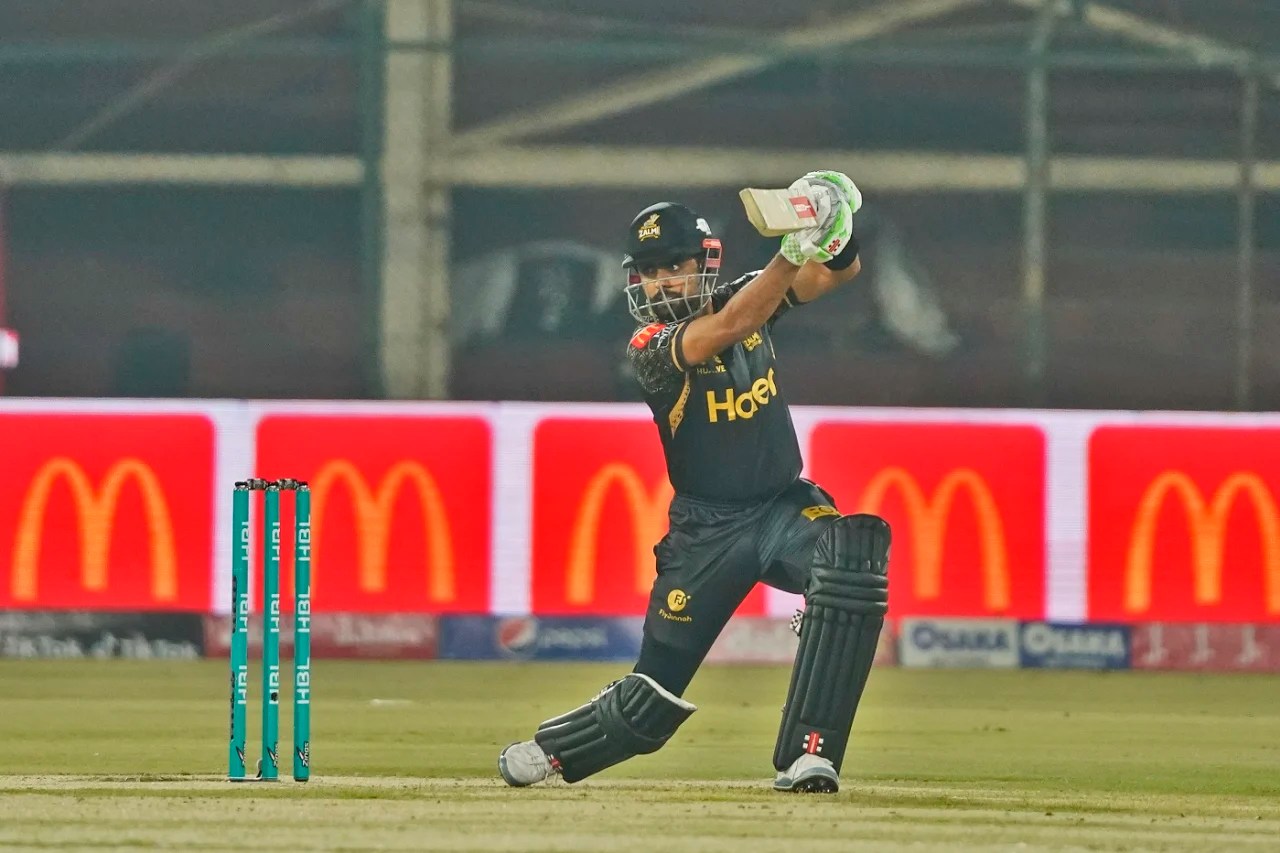 PSL 2023 Babar Azam Continues his Midas touch in Pakistan Super League, Smashes Fifty Islamabad United in Eliminator Watch Video