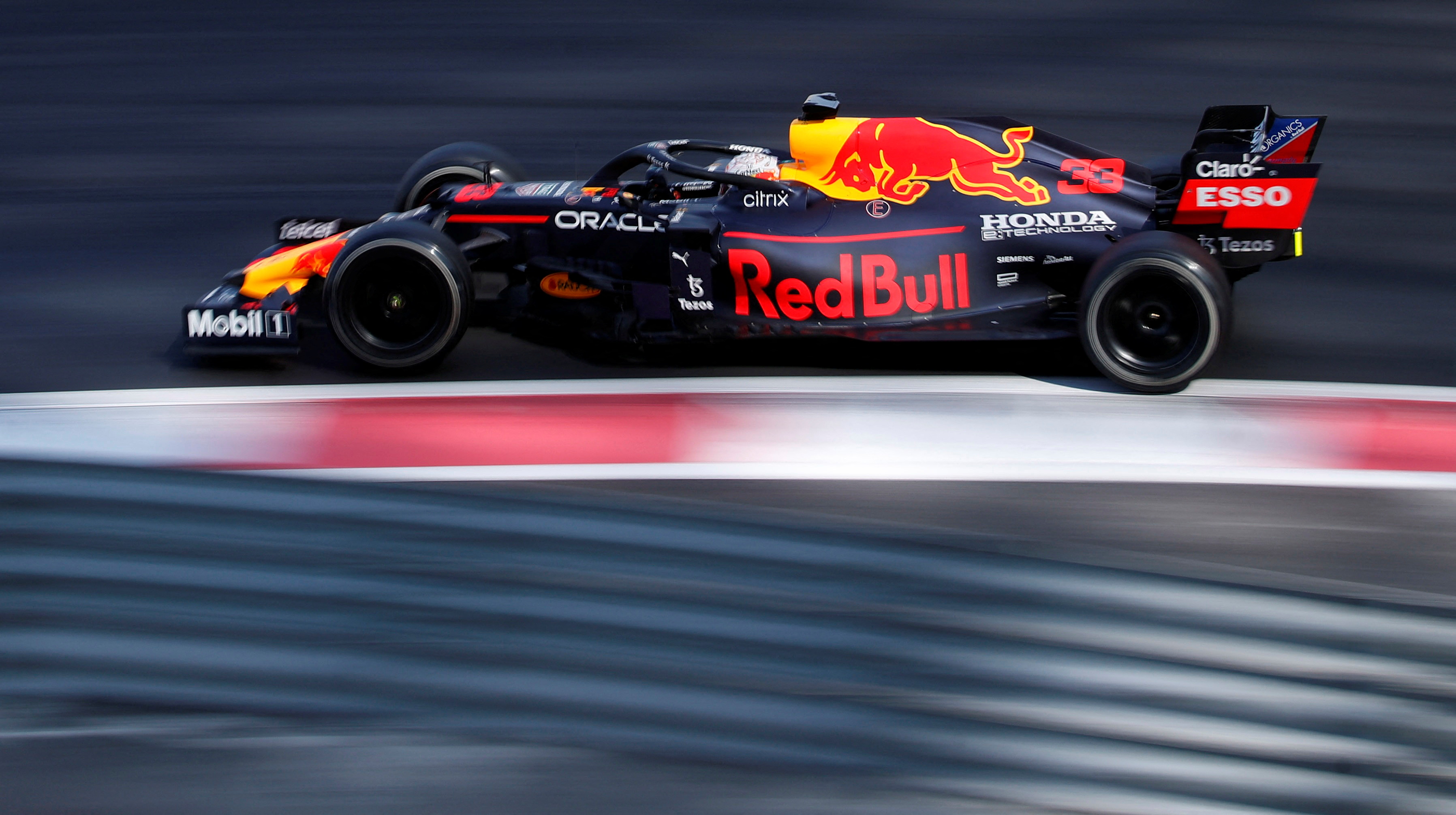 George Russell MENGAKUI KEUNGGULAN Red Bull, mengklaim ‘Red Bull akan memenangkan setiap balapan di musim F1 2023’