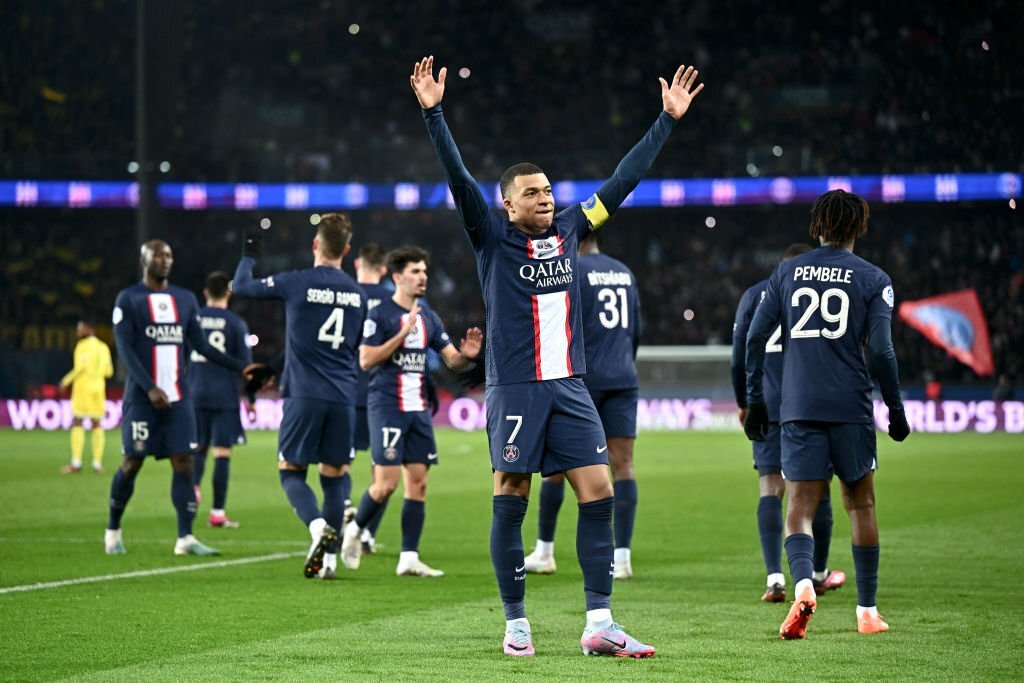 PSG vs Nantes HIGHLIGHTS - Kylian Mbappe becomes PSG's all time highest scorer, - Check Highlights