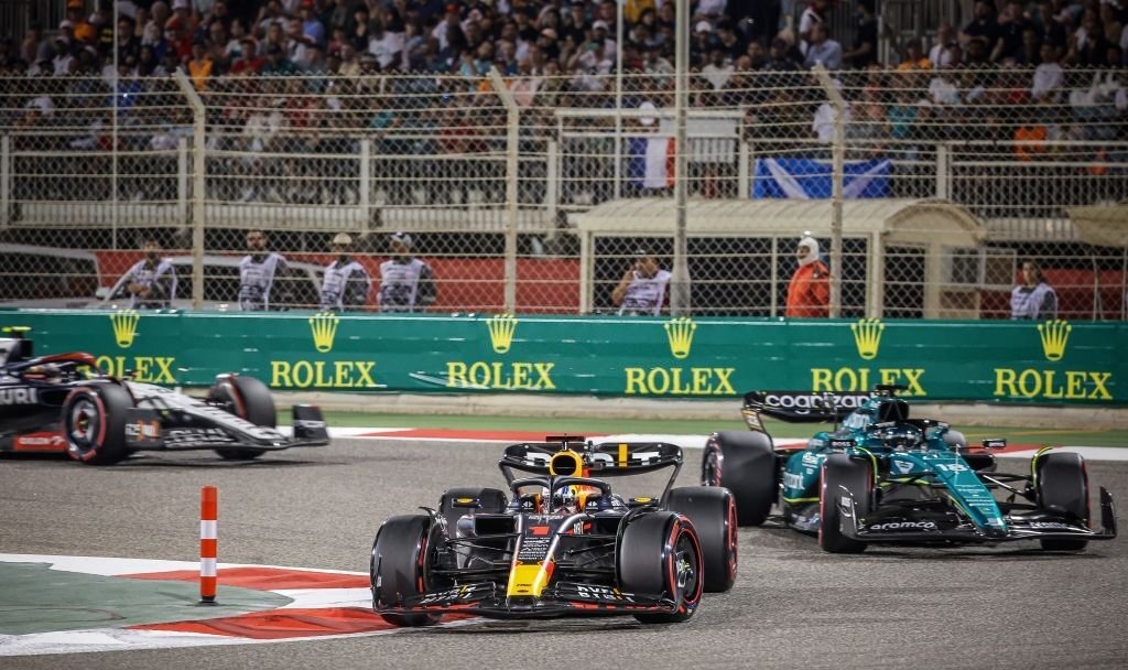 GP Bahrain LANGSUNG: Max Verstappen MULAI dari Kutub, Lewis Hamilton mulai dari posisi 7, GP Bahrain Mulai dari 20:30