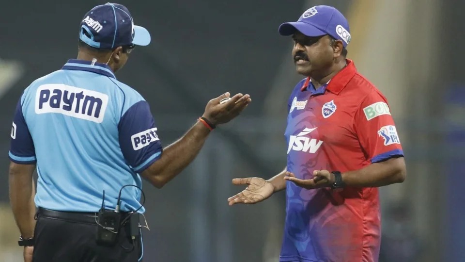 IPL 2023: After Successful implementation in WPL 2023, Now Players can review wides and no-balls using DRS in Indian Premier League 2023 too, IPL New Rule, MS Dhoni
