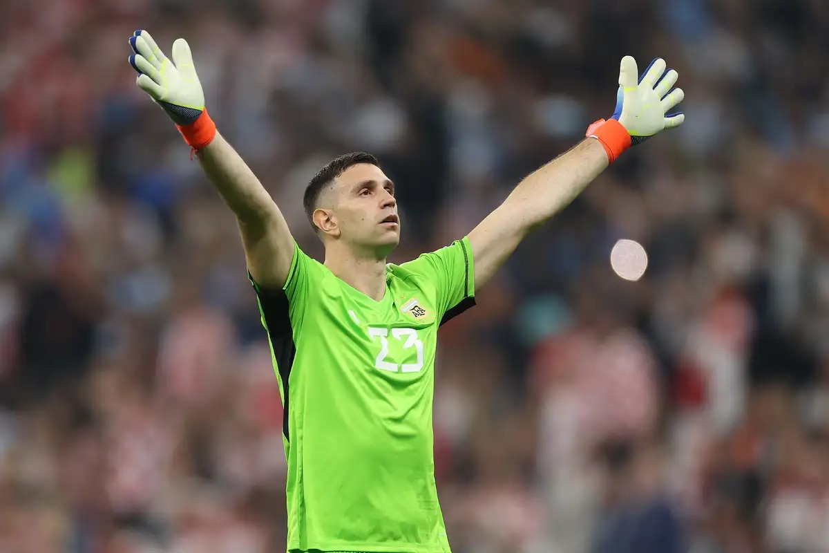 Emiliano Martinez Golden Gloves Argentina's saviour Emi Martinez