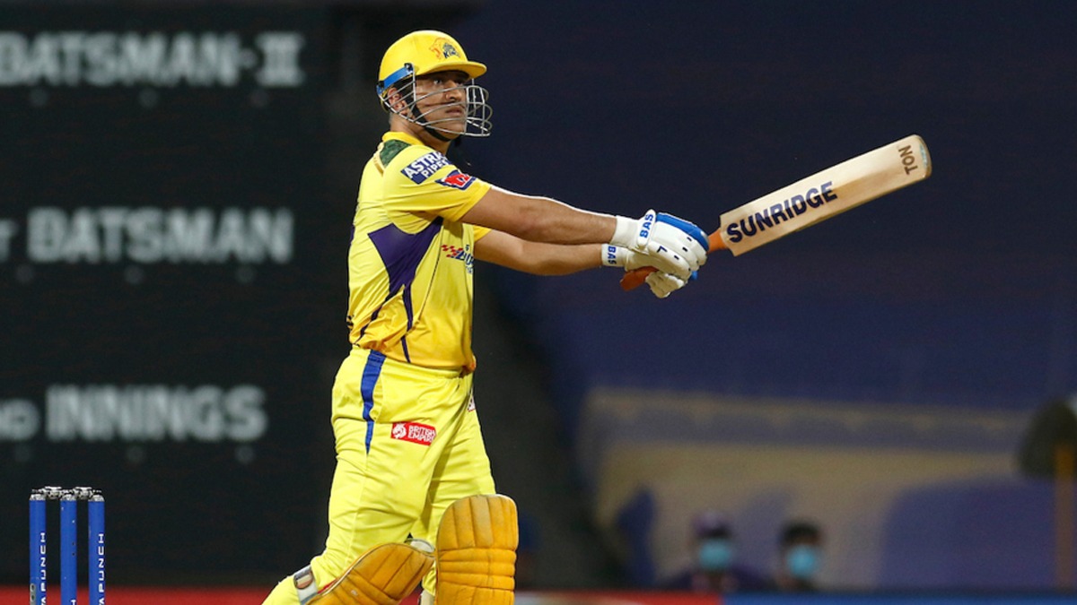 MS Dhoni injured? CSK sweat over Dhoni fitness, Chennai Super Kings captain limps during practice session 3 days before GT vs CSK IPL 2023 Opener - Follow LIVE Updates