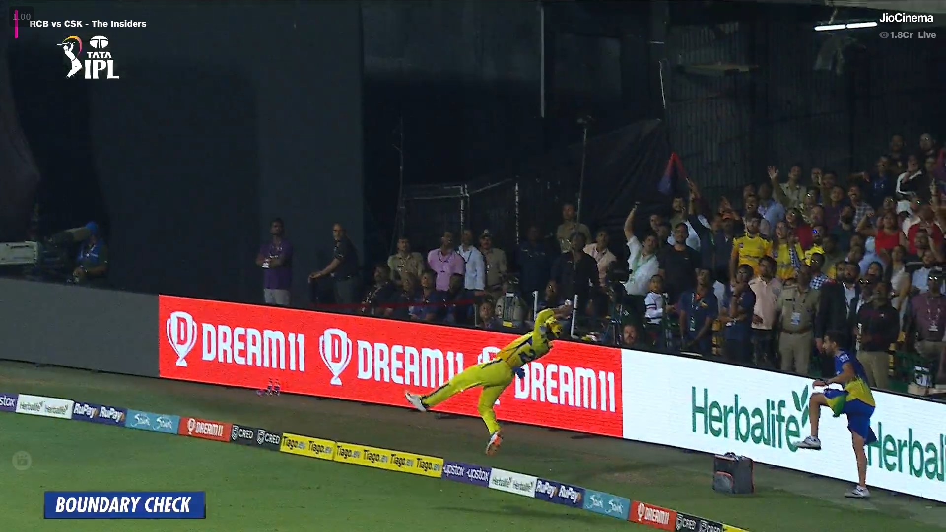 IPL, Indian Premier League, Ajinkya Rahane, Chennai Super Kings, Royal Challengers Bangalore, Ajinkya Rahane Fielding, Ajinkya Rahane Catch, Ajinkya Rahane Save Six, Glenn Maxwell, Ajinkya Rahane Boundary Save