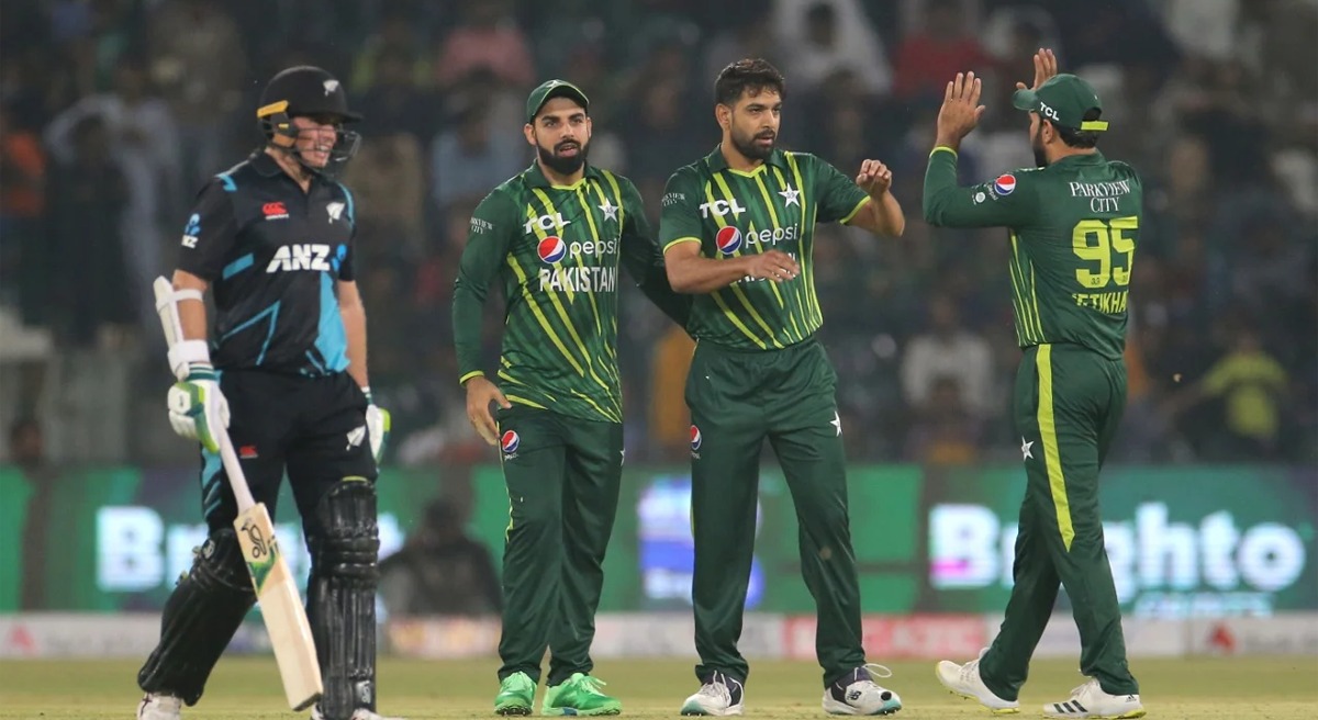 Selandia Baru kehilangan tiga gawang di T20I ke-4, seri mata Pakistan menang, Ikuti LANGSUNG