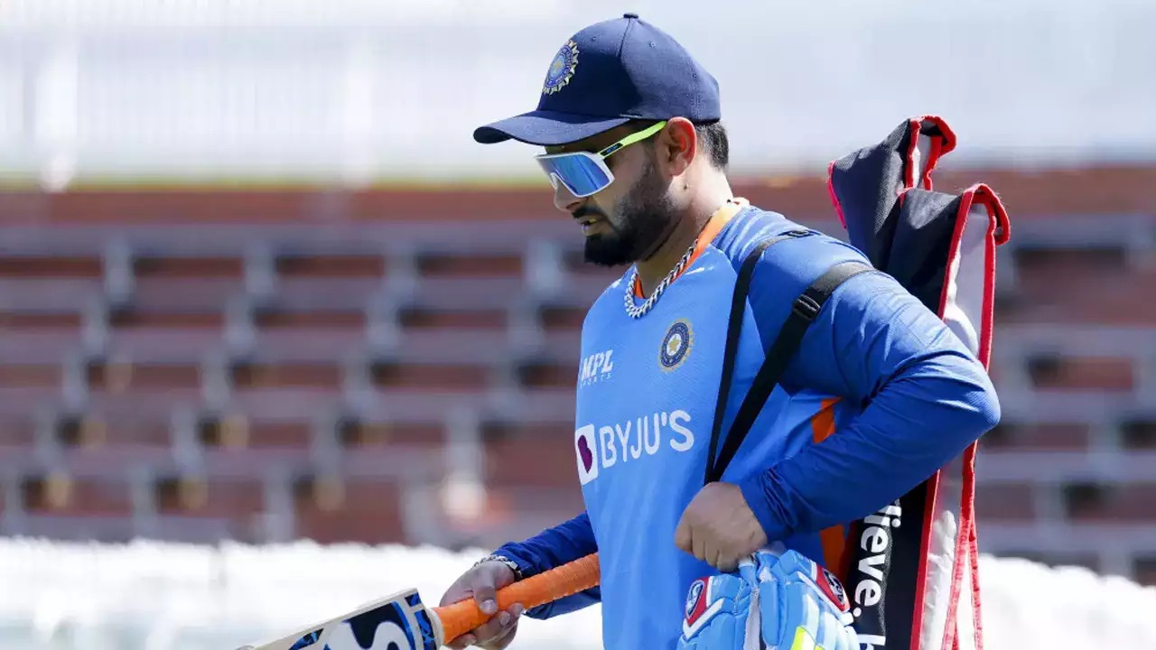 Rishabh Pant Health Update: No World Cup 2023 for Rishabh Pant despite faster recovery, India star set for January 2024 return, visits NCA for rehabilitation  - Follow LIVE Updates