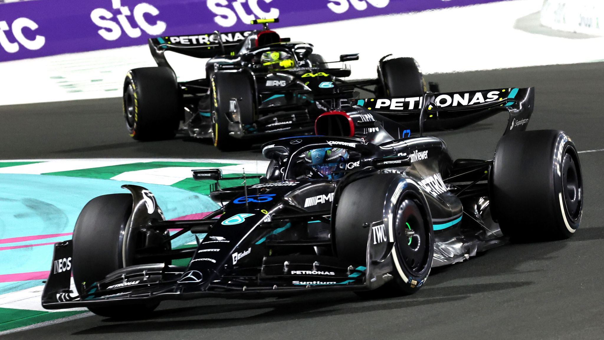 GP Australia: Lewis Hamilton dan George Russell EYE menang setelah Kualifikasi hampir sempurna