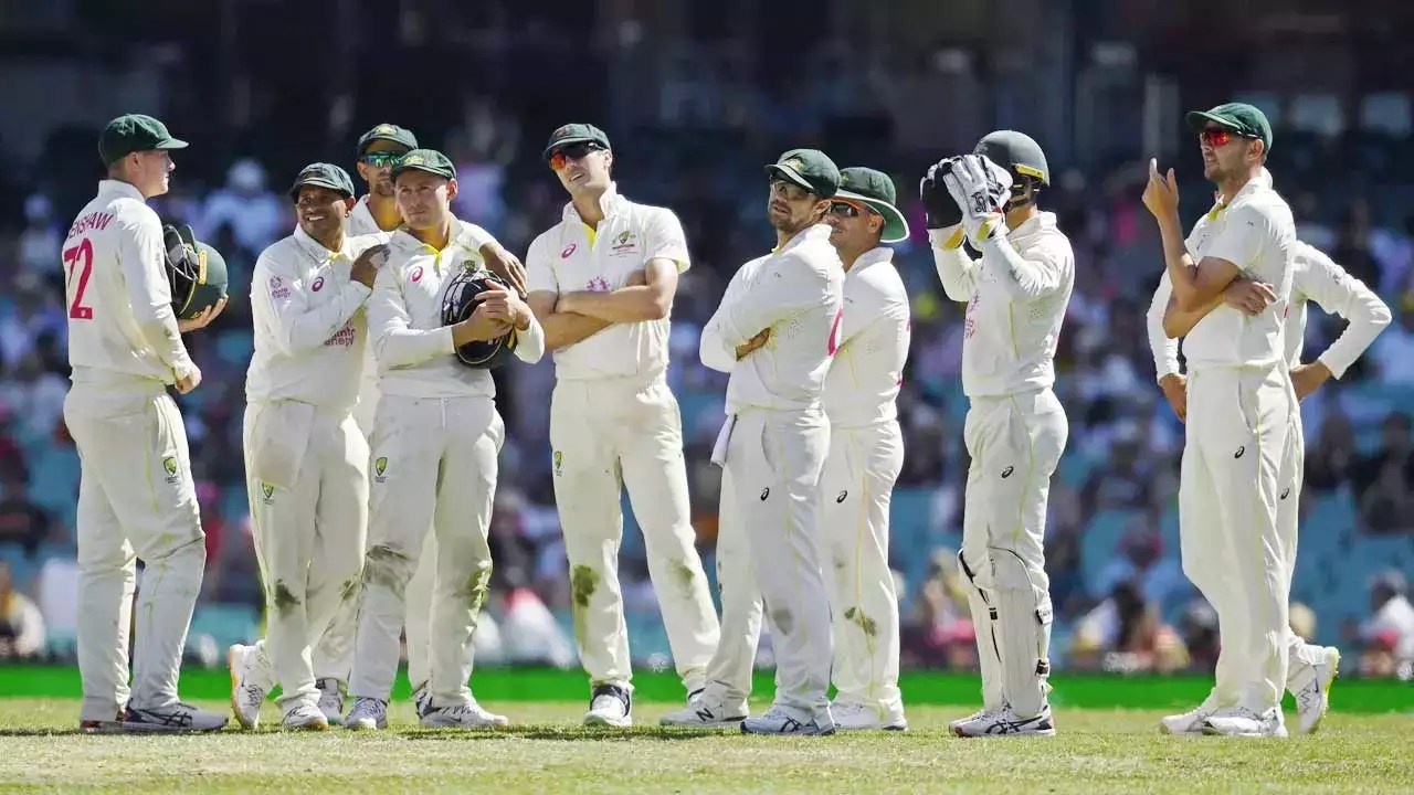 Australia confirm WTC Final 2023 Squad; Josh Hazlewood, David Warner makes cut, World Test Championship 2023, India vs Australia, IND vs AUS, WTC 2023, Despite recent fitness worries, Josh Hazlewood has been selected in Australia squad for the WTC Final 2023. Australia have submitted their final 15-man roster for next week's World Test Championship Final 2023, according to the International Cricket Council (ICC).