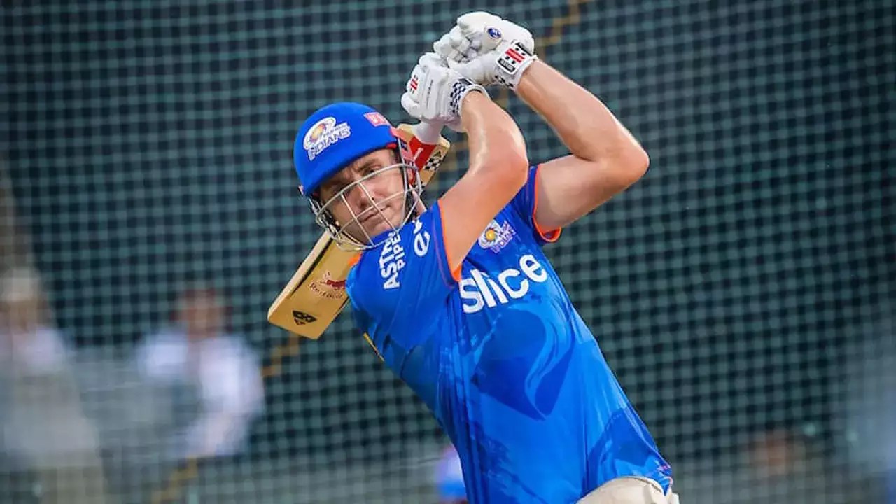 MI vs RCB: Cameron Green not concerned about opening for Mumbai Indians, all-rounder says, "Absolutely happy playing any role that the captain wants"