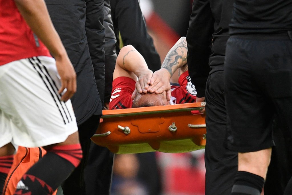 Penyerang Manchester United, Antony, LUAR BIASA karena cedera ANGLE