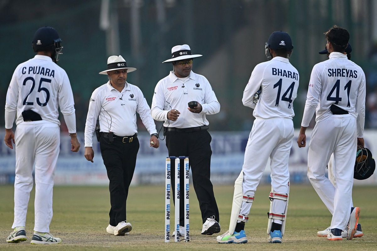 WTC Final 2023: No SOFT Signal at IND vs AUS Oval Final! ICC to apply rule change from next month, India vs Australia Final, World Test Championship 2023 Final, WTC Final 2023: Finally, the soft signal by field umpires in the cricketing world will cease. The International Cricket Council (ICC) is set to implement the much-contested and anticipated rule change to the international games' playing conditions (PCs). The World Test Championship Final 2023 (WTC) final in London will mark the start of the change's implementation beginning next month.