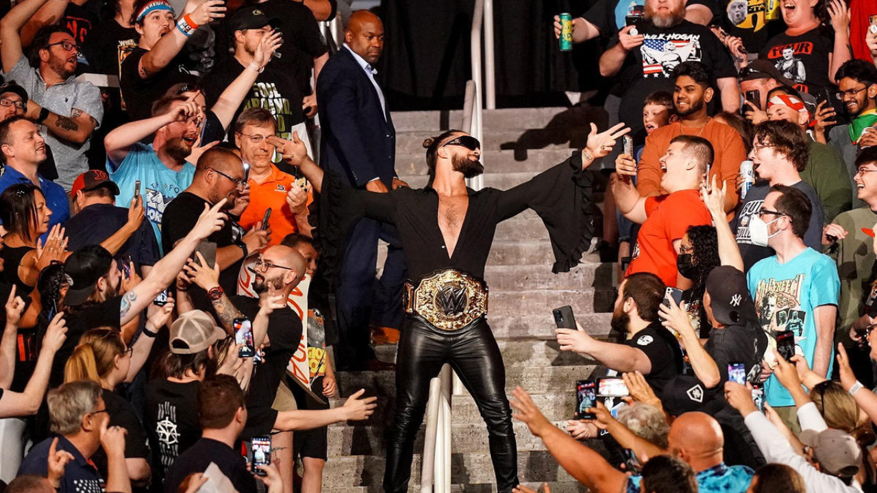 Sự cố tủ quần áo của Seth Rollins Đánh cắp chương trình trên WWE Thứ Hai Đêm Nguyên;  Người có tầm nhìn chiến thắng khi ra mắt WWE RAW với tư cách là Nhà vô địch