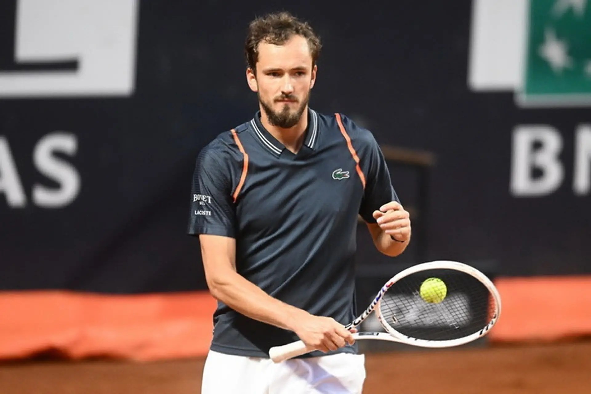 Italian Open Highlights Daniil Medvedev defeats Stefanos Tsitsipas in Italian Open semifinal