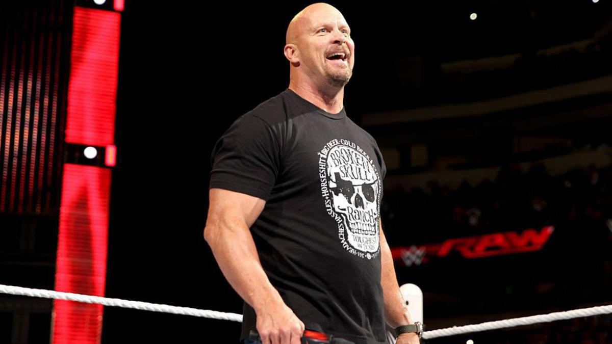 WWE Hall of Famer đã trêu chọc một trận đấu WrestleMania 40 với Stone Cold Steve Austin