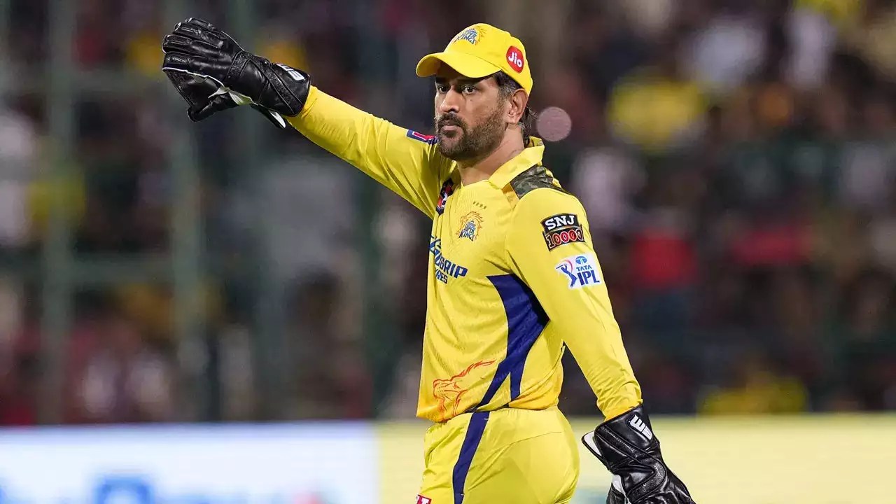 CSK great MS Dhoni likely to play IPL 2024 despite knee injury