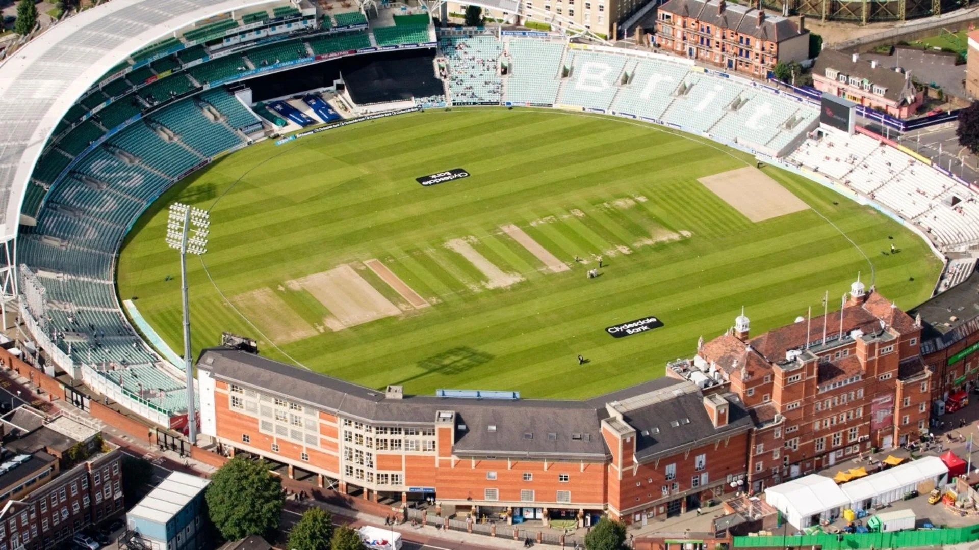 The Oval Pitch 