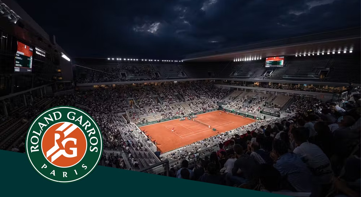 Cựu vô địch Roland Garros Sloane Stephens sẽ gặp hạt giống số hai Aryna Sabalenka ở vòng 4 trong đêm đầu tiên của Giải quần vợt Pháp Mở rộng 2023.