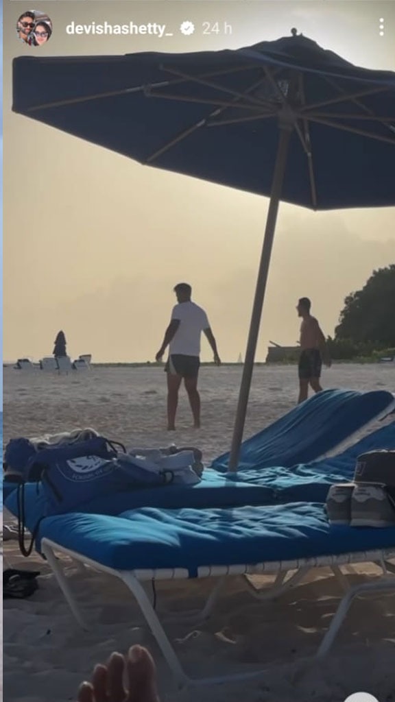 İZLE Suryakumar ve Umran, IND - WI ODI maçları öncesinde plaj voleybolunun tadını çıkarıyor